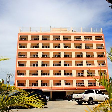 P.A. Ville Hotel Nakhon Sawan Exterior photo