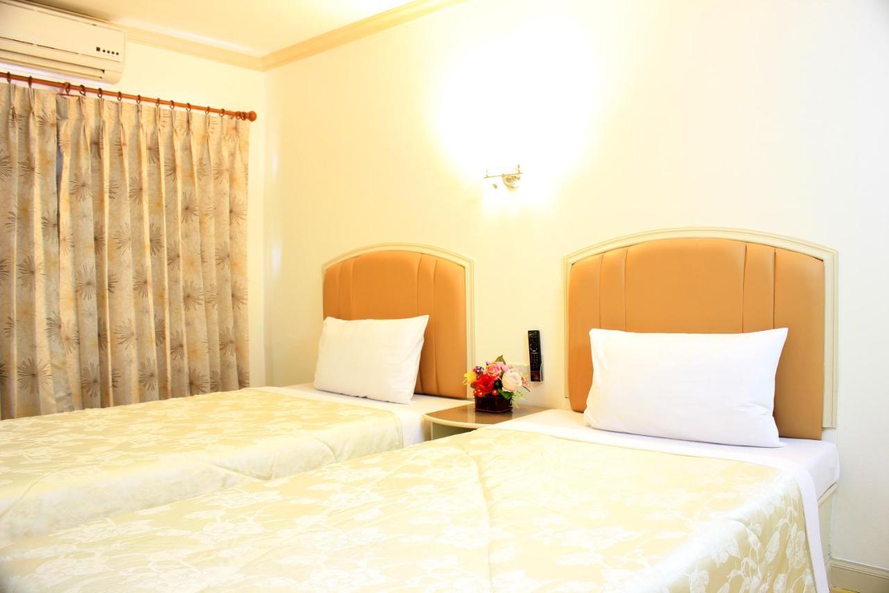 P.A. Ville Hotel Nakhon Sawan Exterior photo